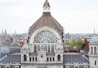 Coworking for an hour in Antwerp Central Station
